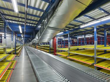 A photo of a conveyor racking system inside the warehouse at Prologis I-75 South