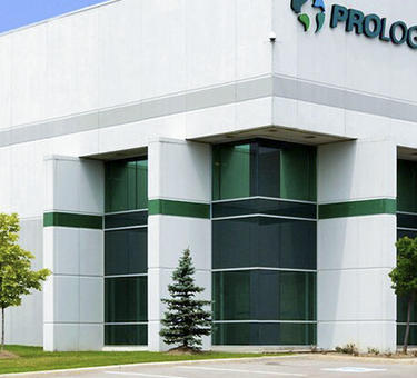 Exterior view of distribution center at Mississauga Gateway Center in Ontario