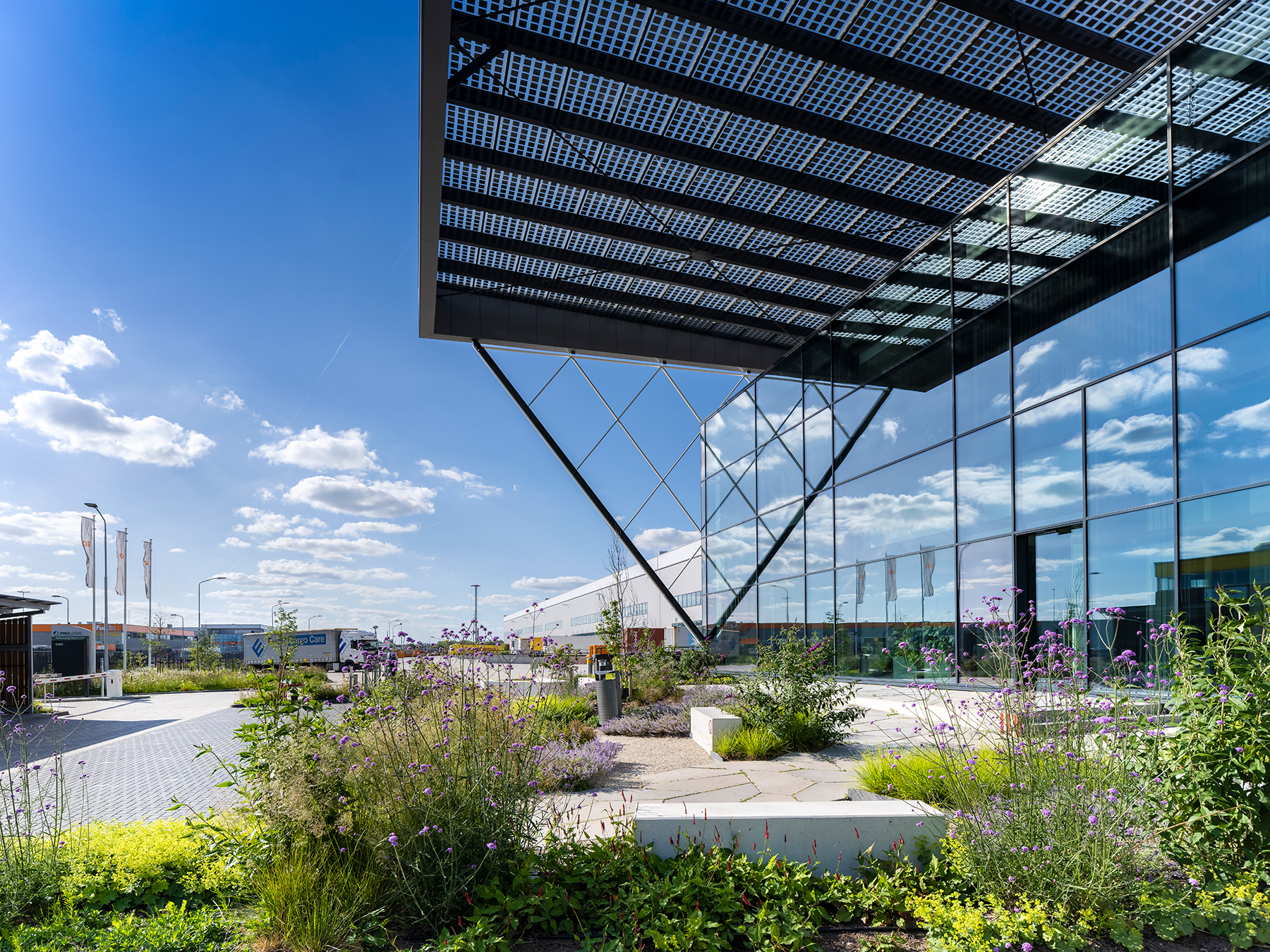 Prologis Eindhoven DC4 Update tuin groen 2022 0375 Prologis Eindhoven DC4 Update tuin groen 2022 0375