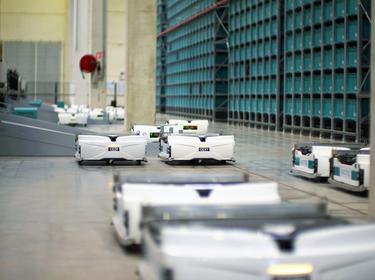 Robots in a warehouse Moissy II